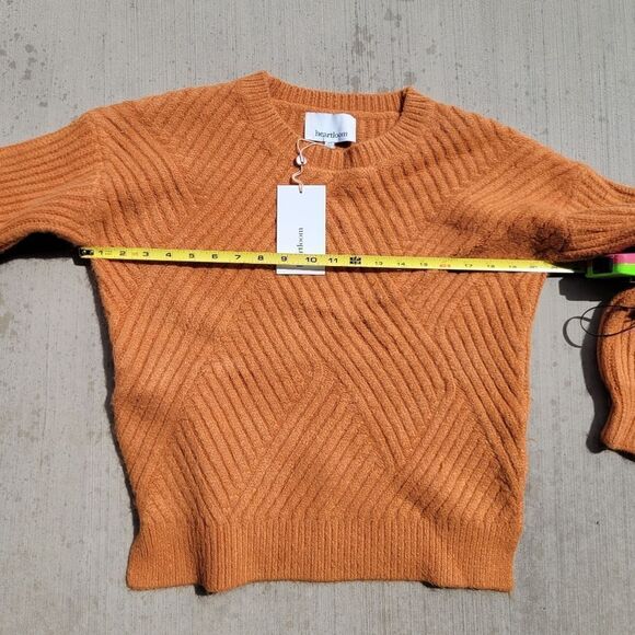 NWT Heartloom Crew Neck Balloon Sleeve Sweater - Picture 6 of 9